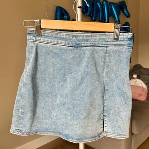 American Eagle Light Wash Denim Mini Skirt